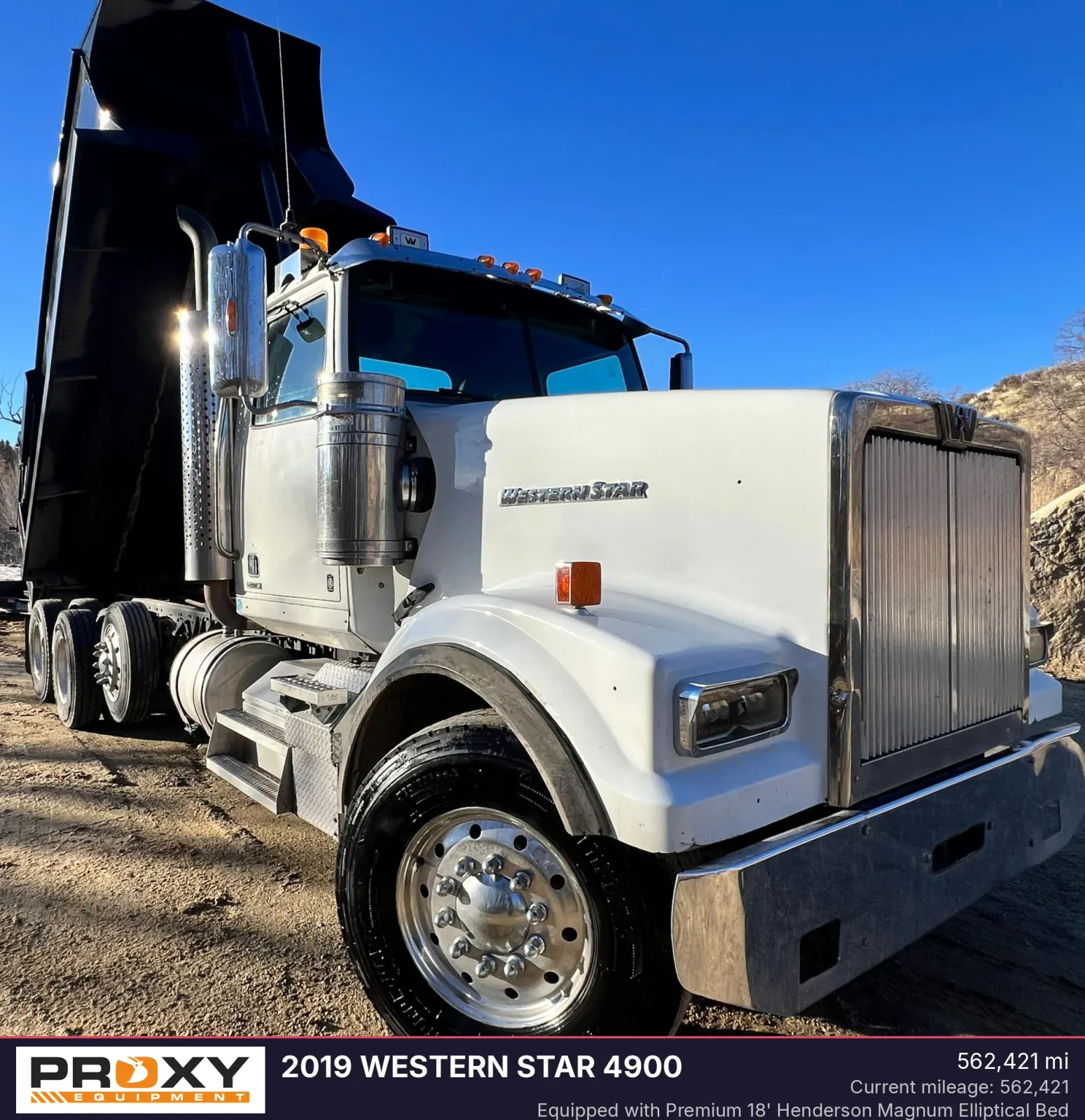 2019 WESTERN STAR 4900