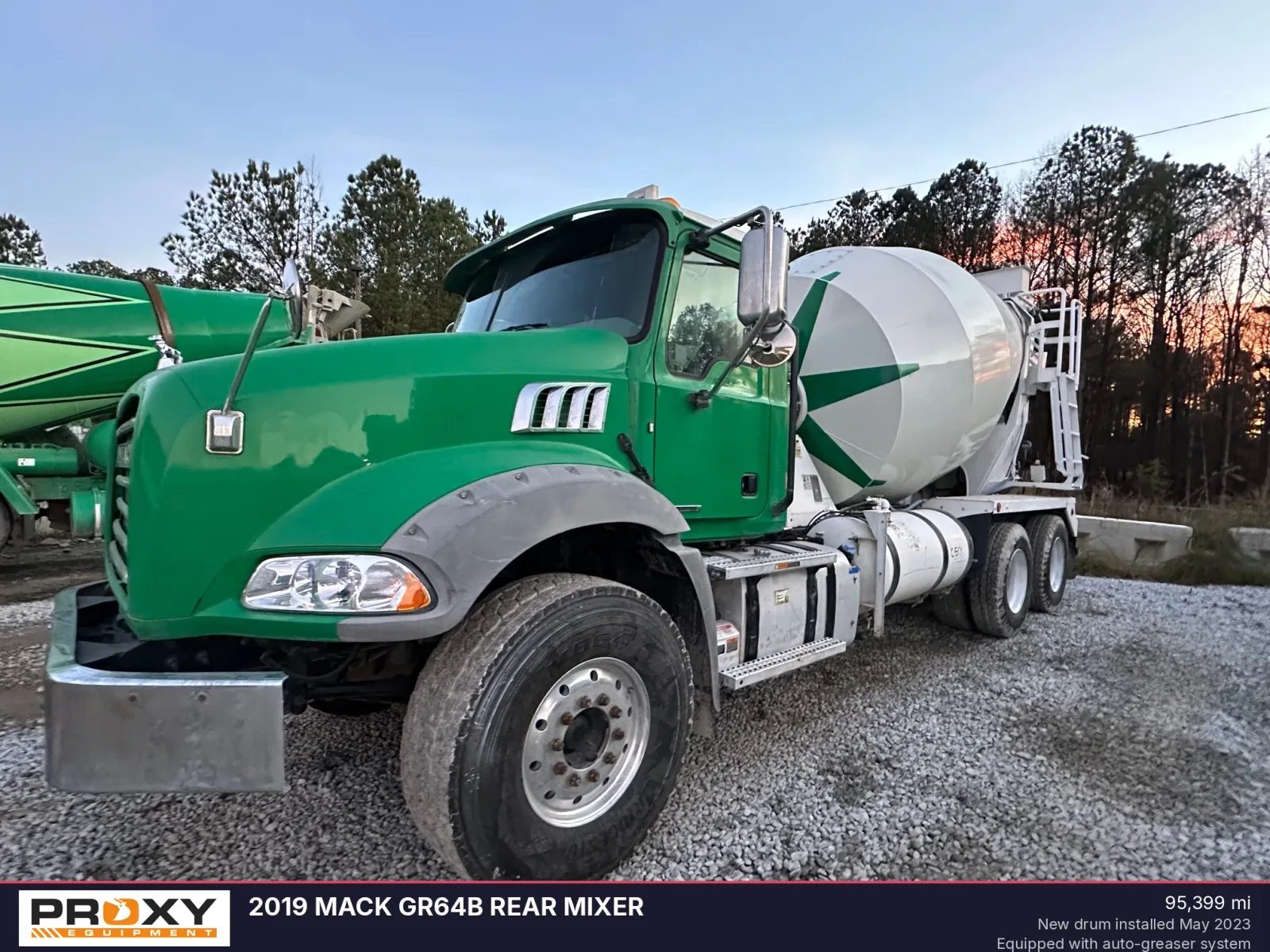 2019 MACK GR64B Rear Mixer