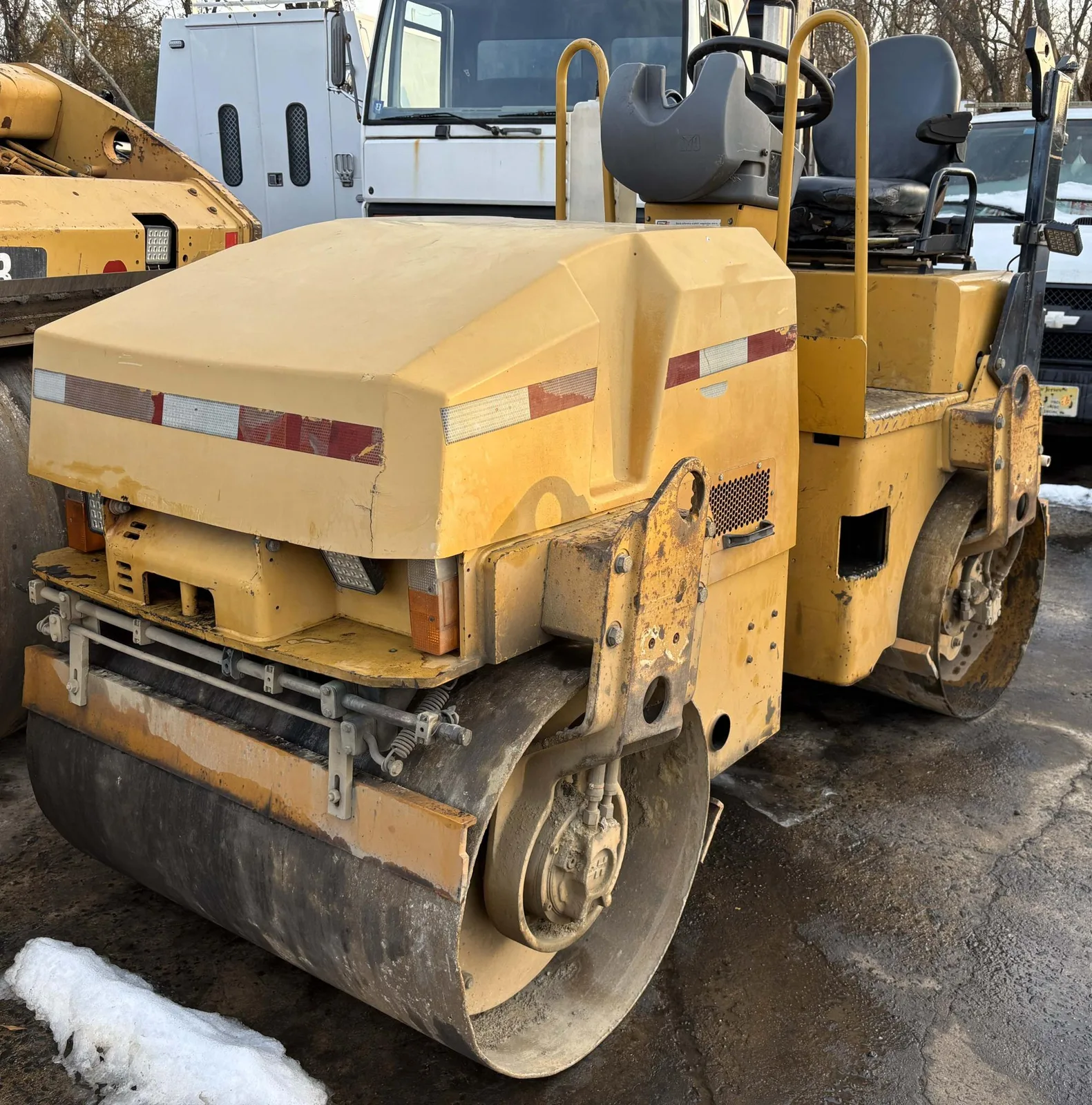 2013 CATERPILLAR CB24XT