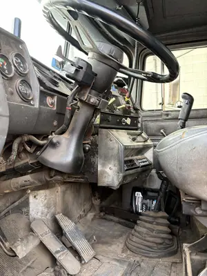 1999 MACK RD688SX - view 9 of 22
