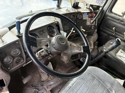 1999 MACK RD688SX - view 10 of 22