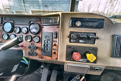 2008 PETERBILT 340 - view 17 of 30