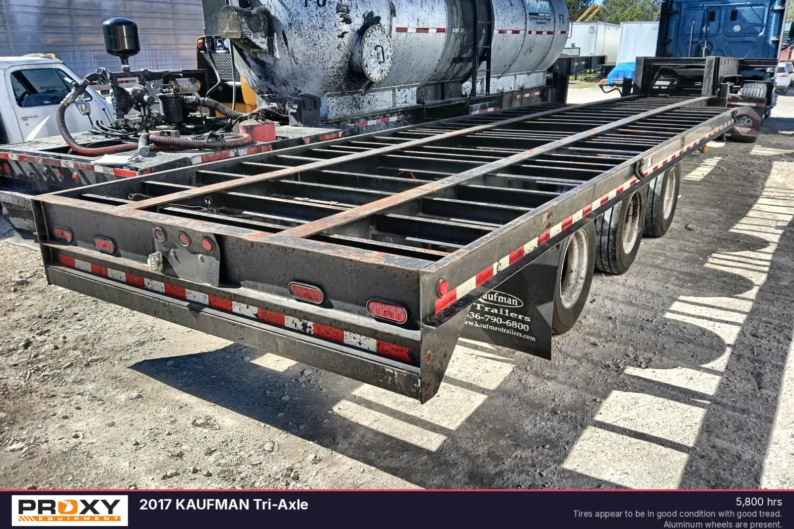 2017 KAUFMAN Tri-Axle