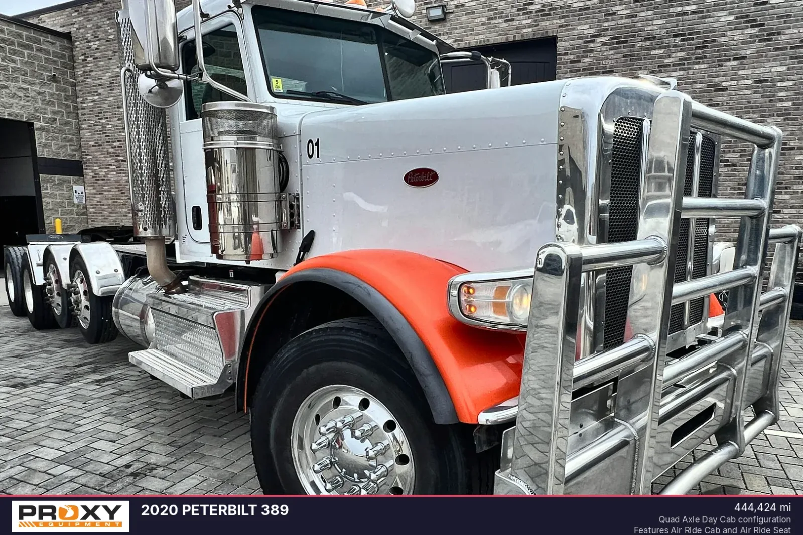 2020 PETERBILT 389