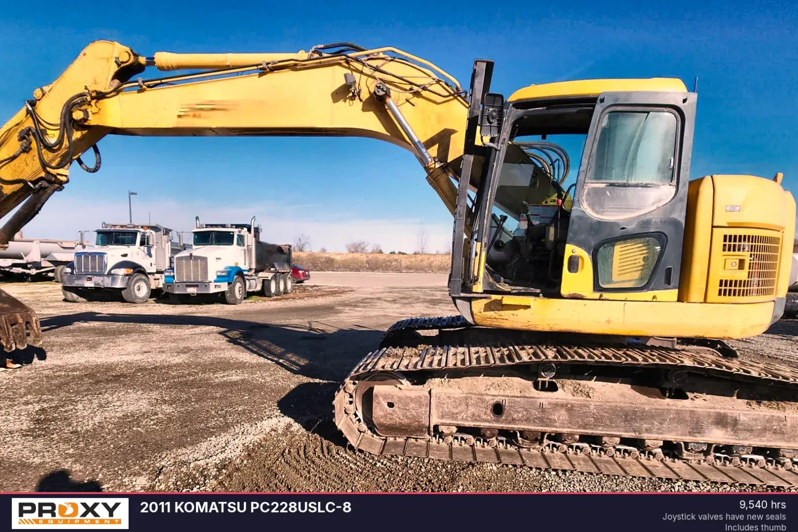 2011 KOMATSU PC228USLC-8