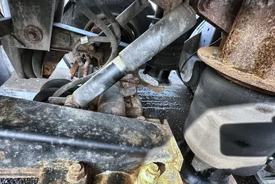 2019 MAC 30' End Dump - view 17 of 30