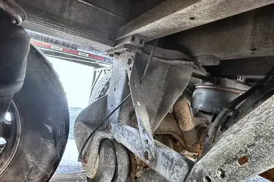 2019 MAC 30' End Dump - view 19 of 30