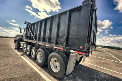 1998 MACK CL713 - view 5 of 39