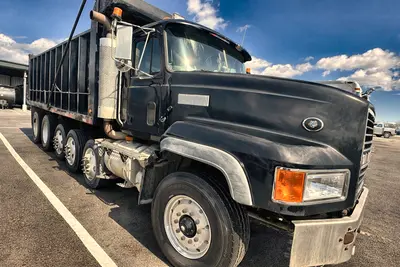 1998 MACK CL713 - view 8 of 39