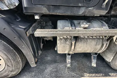 1998 MACK CL713 - view 11 of 39