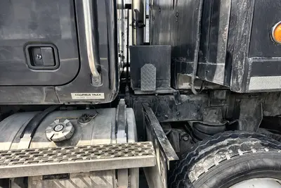 1998 MACK CL713 - view 12 of 39