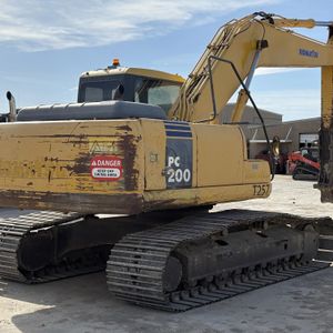 2004 KOMATSU PC200LC-7 - view 9 of 45