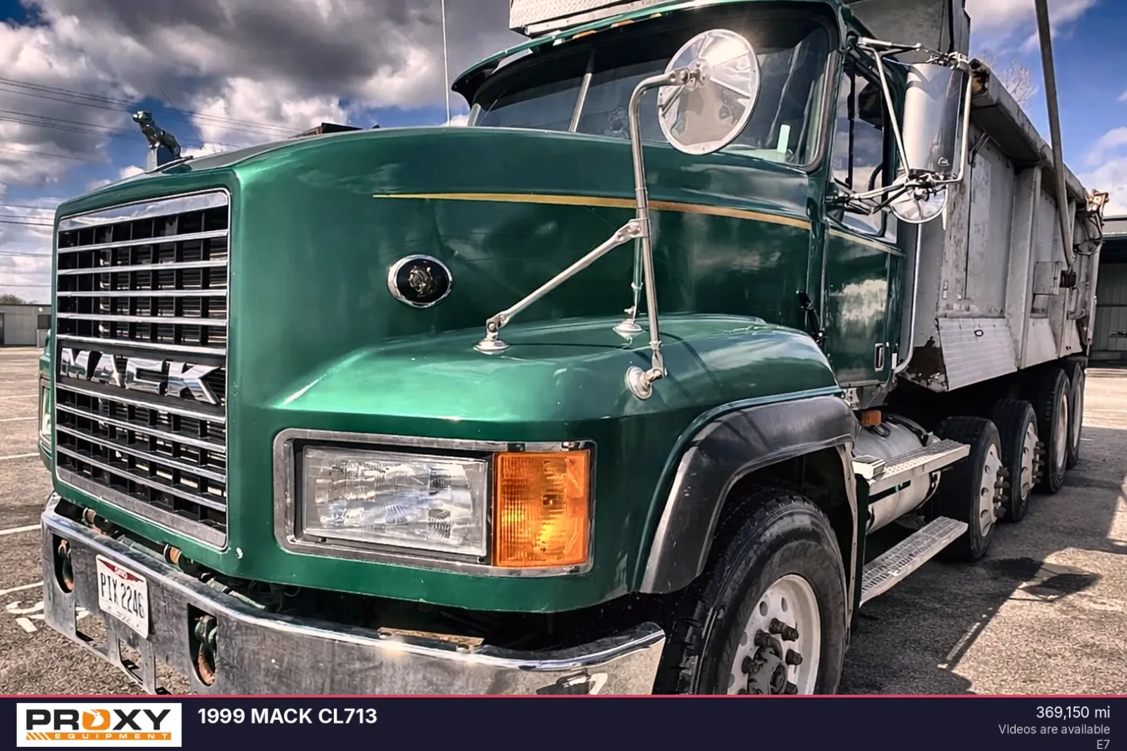 1999 MACK CL713