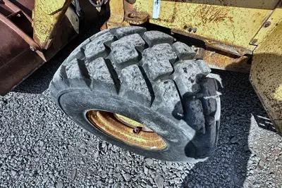 1994 DEERE 410D - view 18 of 30