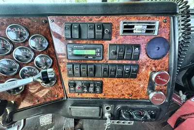 2004 WESTERN STAR 4900EX - view 18 of 30