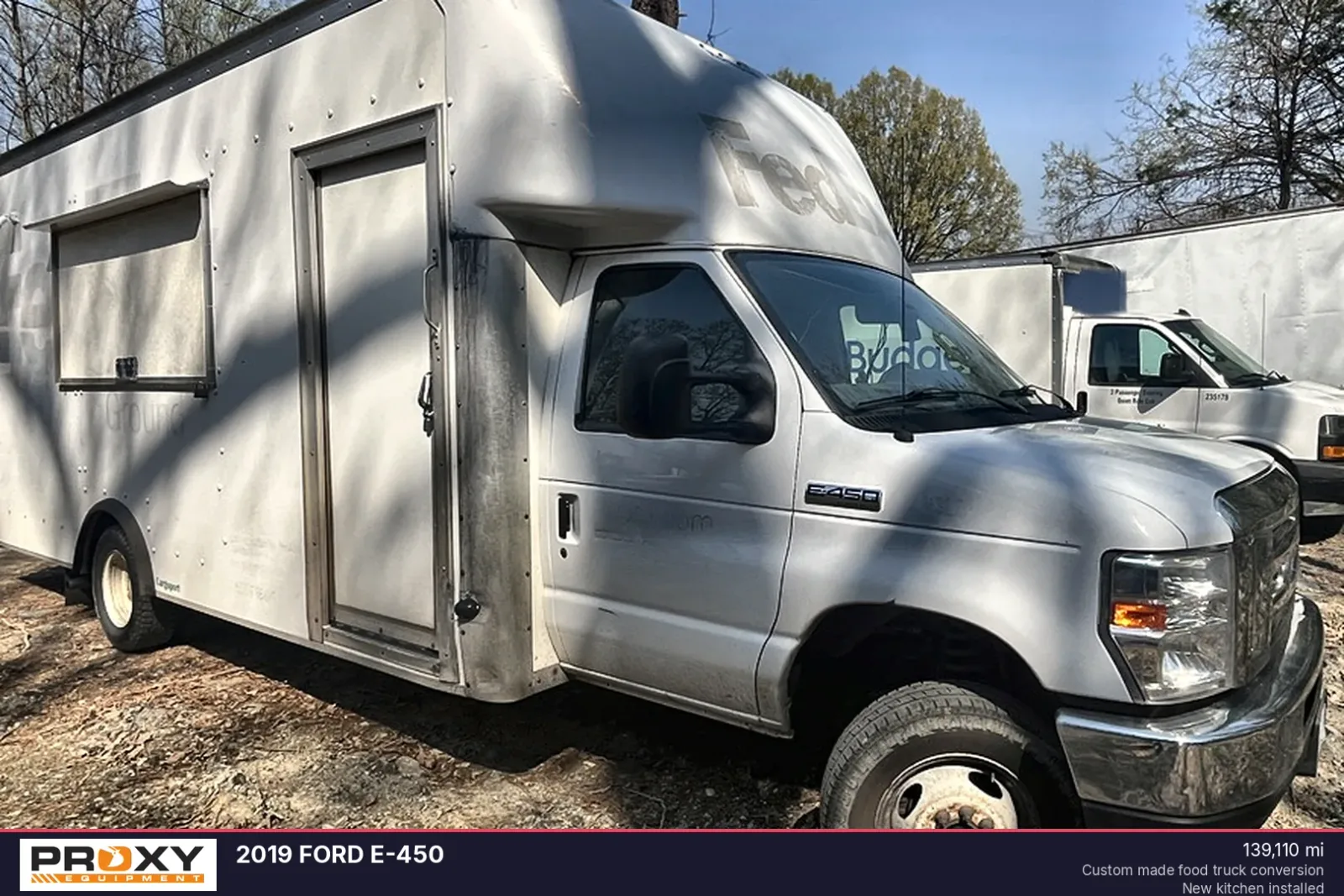 2019 FORD E-450