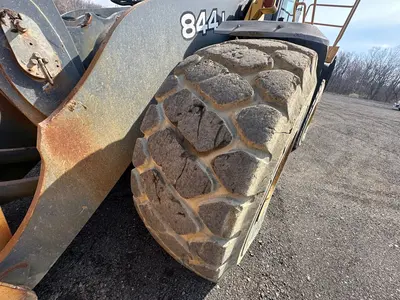 2008 DEERE 844J - view 19 of 30