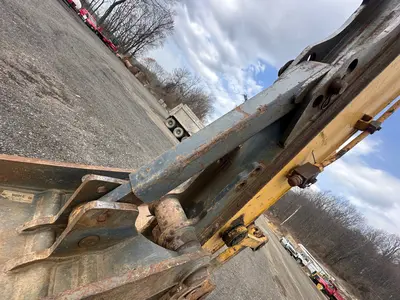 2006 DEERE 160C LC - view 20 of 30