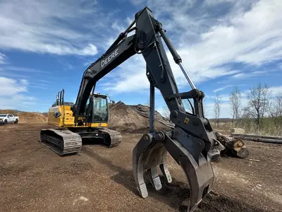 2016 DEERE 180G LC - view 3 of 47