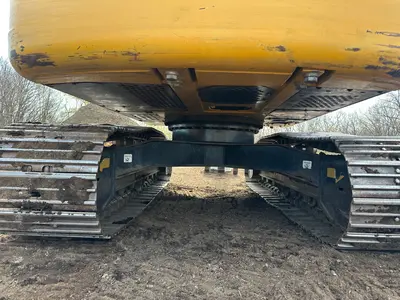 2016 DEERE 180G LC - view 15 of 47