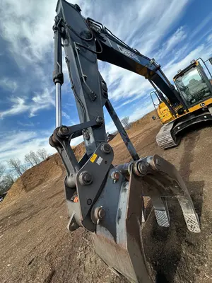 2016 DEERE 180G LC - view 18 of 47