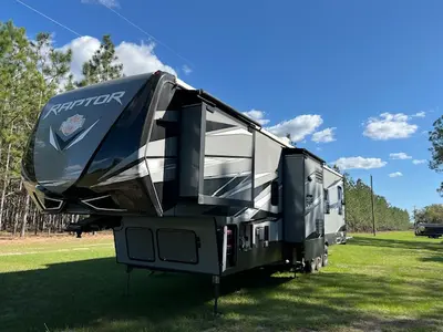 2020 Keystone Raptor 415 RP41520 - view 1 of 29
