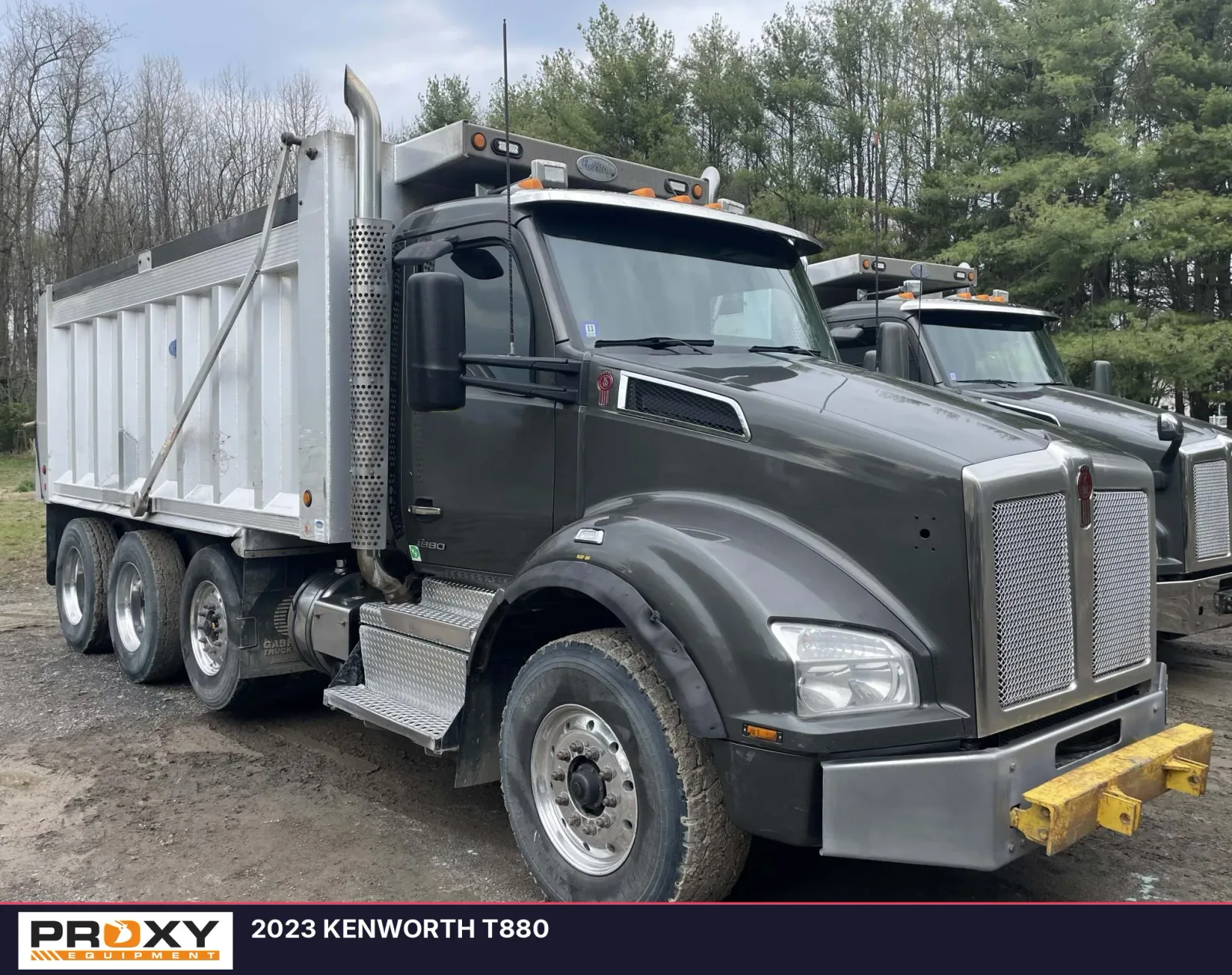2023 KENWORTH T880