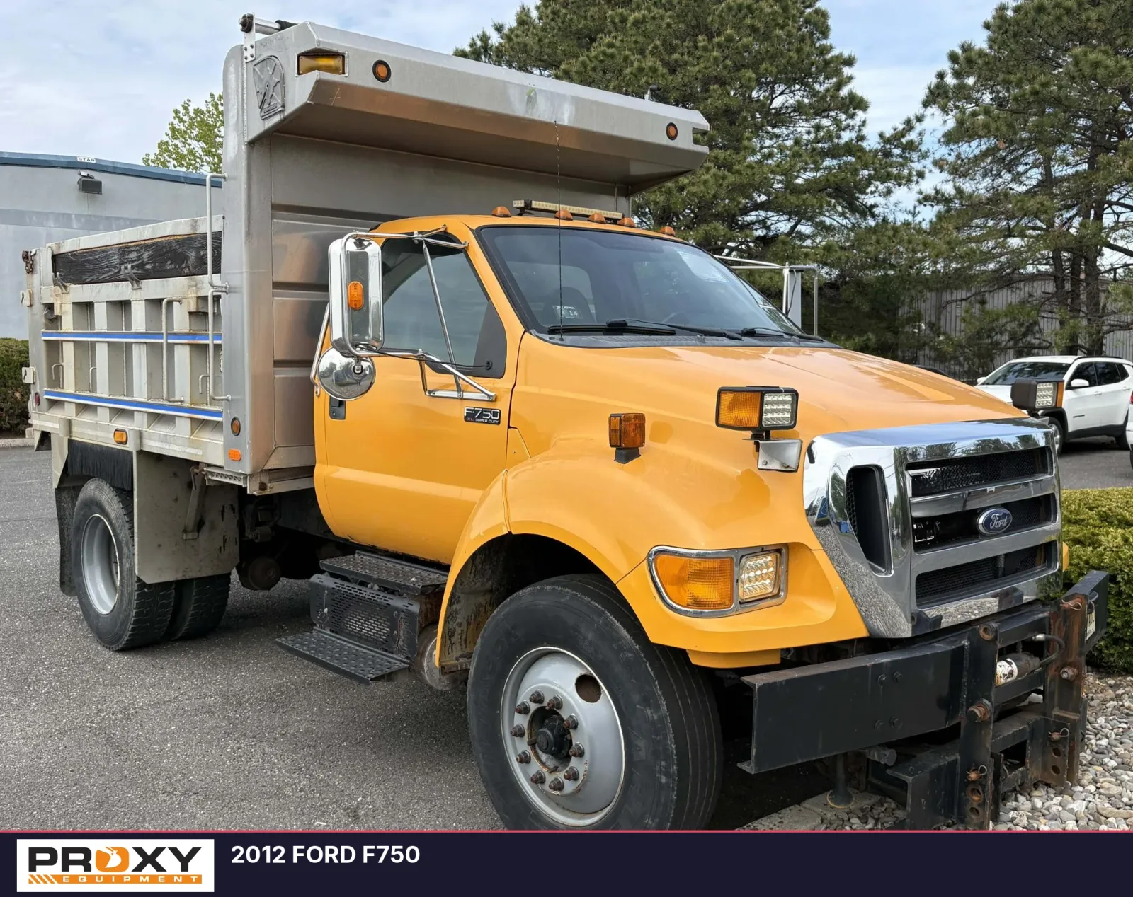 2012 FORD F750