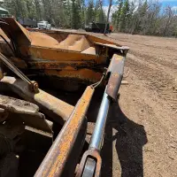 1984 Case 1150C - view 16 of 37