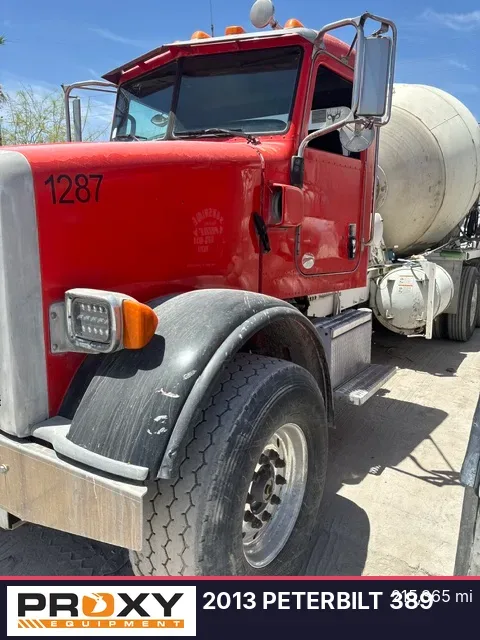 2013 PETERBILT 389