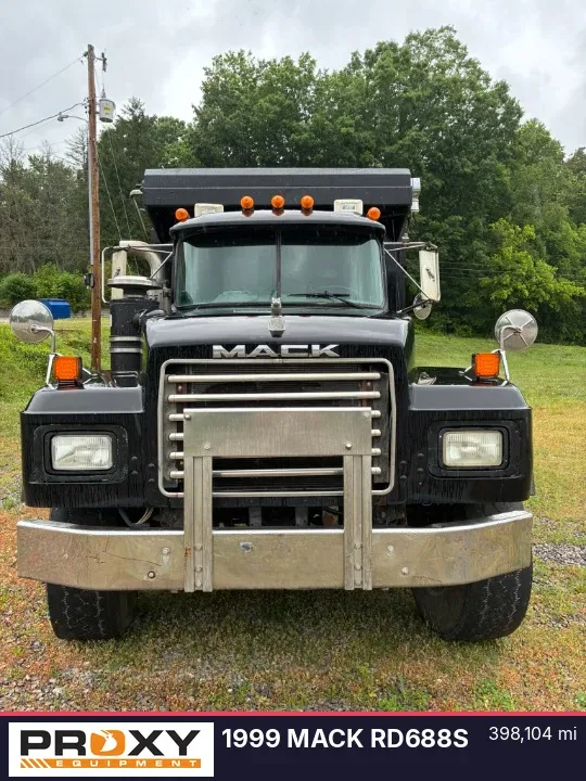 1999 MACK RD688S