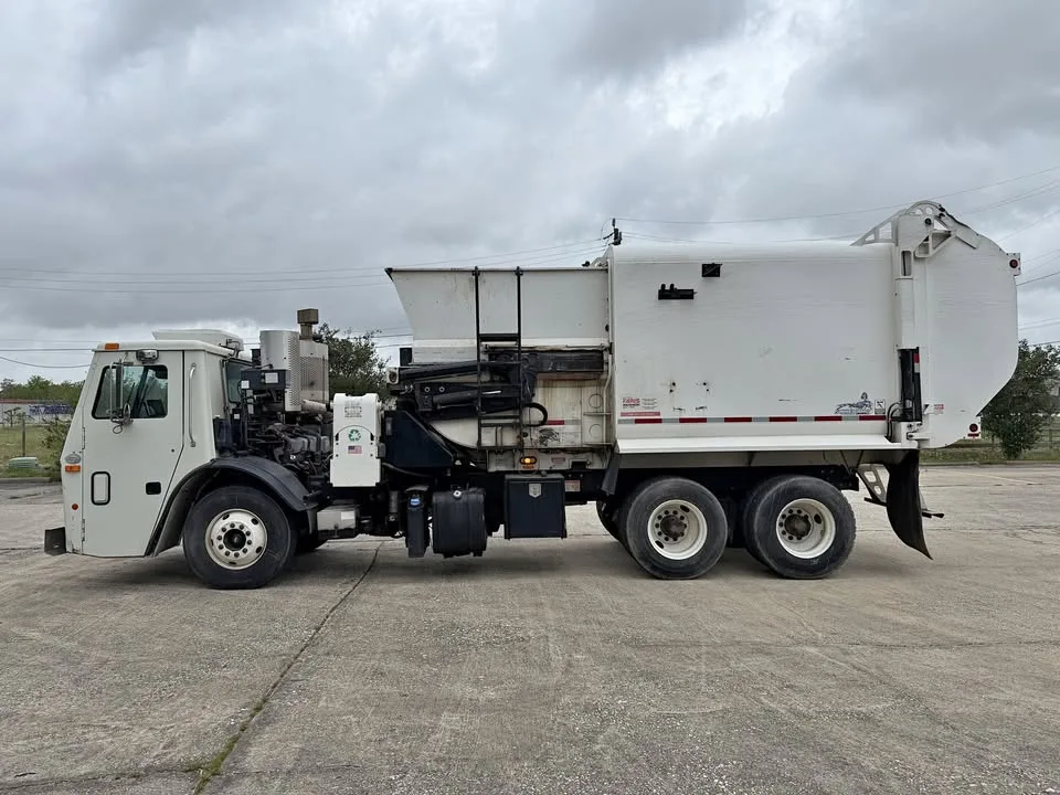 2014 Mack LEU600