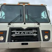 2014 Mack LEU600 - view 2 of 20