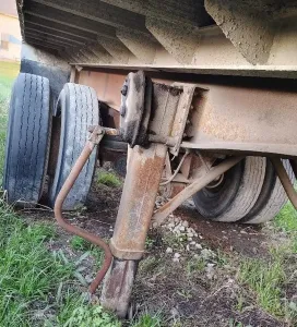 1974 EAST 35 FT QUAD AXLE END DUMP - view 13 of 25