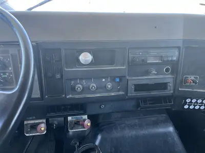 1992 INTERNATIONAL 4200 4X2 - view 14 of 40