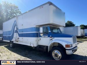 1992 INTERNATIONAL 4200 4X2 - view 2 of 40