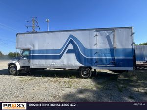 1992 INTERNATIONAL 4200 4X2 - view 9 of 40