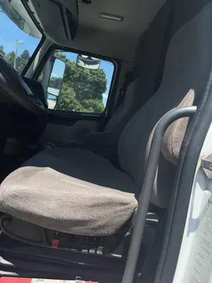 2014 VOLVO VNL64T430 - view 9 of 52