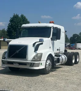 2014 VOLVO VNL64T430 - view 7 of 50