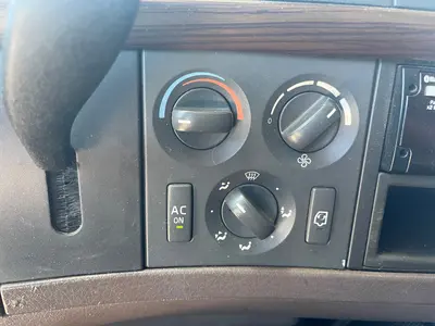 2014 VOLVO VNL64T430 - view 20 of 50