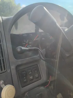 2002 INTERNATIONAL 4300 - view 12 of 34