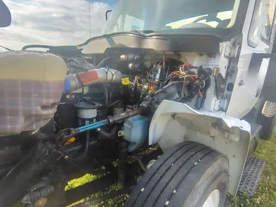 2002 INTERNATIONAL 4300 - view 19 of 34
