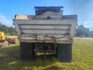 2002 INTERNATIONAL 4300 - view 9 of 34
