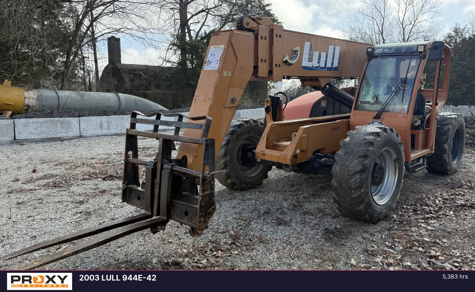 2003 LULL 944E-42