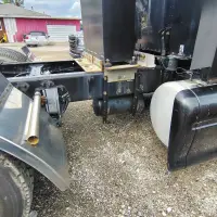 2013 PETERBILT 587 - view 13 of 35
