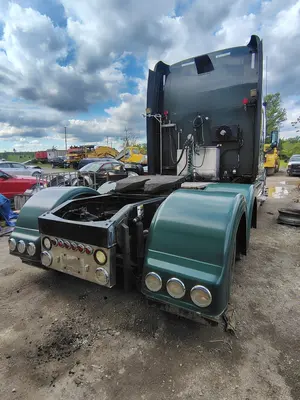 2016 PETERBILT 587 - view 5 of 35