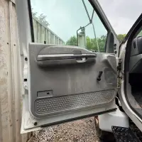 2004 FORD F750 XL - view 20 of 47