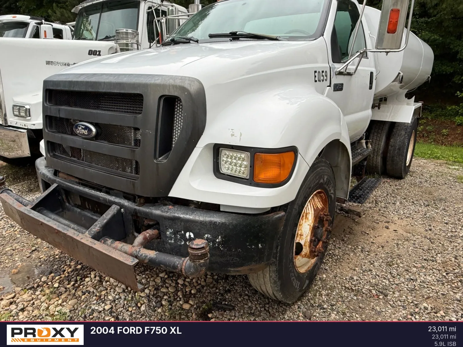 2004 FORD F750 XL