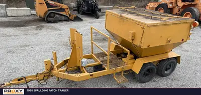 1995 SPAULDING Patch Trailer - view 2 of 16