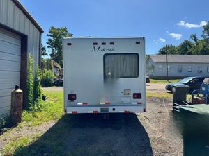 2004 FORD E350 FOUR WINDS RV - view 7 of 49